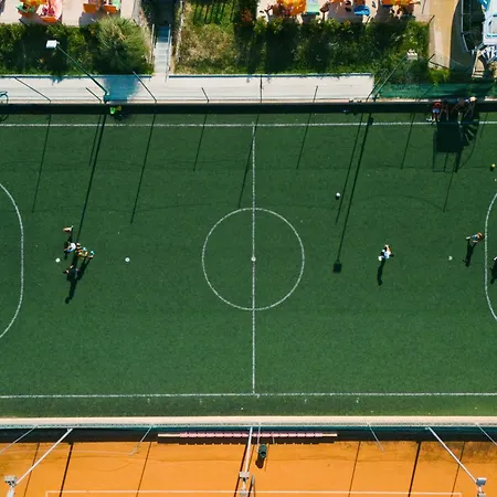 Centro Vacanze Spinnaker 4*