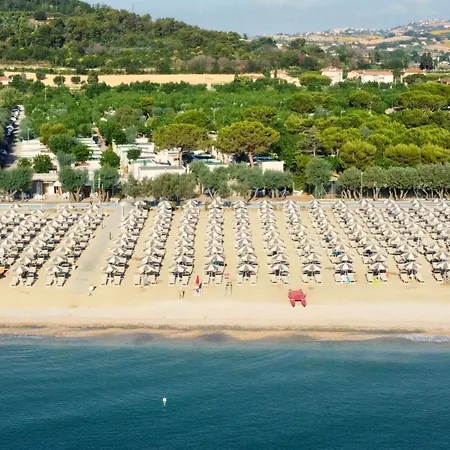 홀리데이파크 Centro Vacanze Spinnaker 4*
