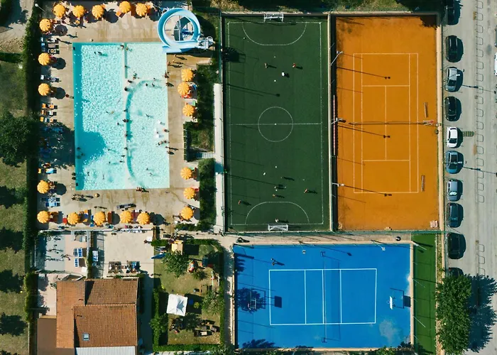 Centro Vacanze Spinnaker 4*