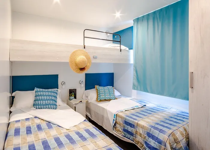 Centro Vacanze Spinnaker Parco vacanze 4*