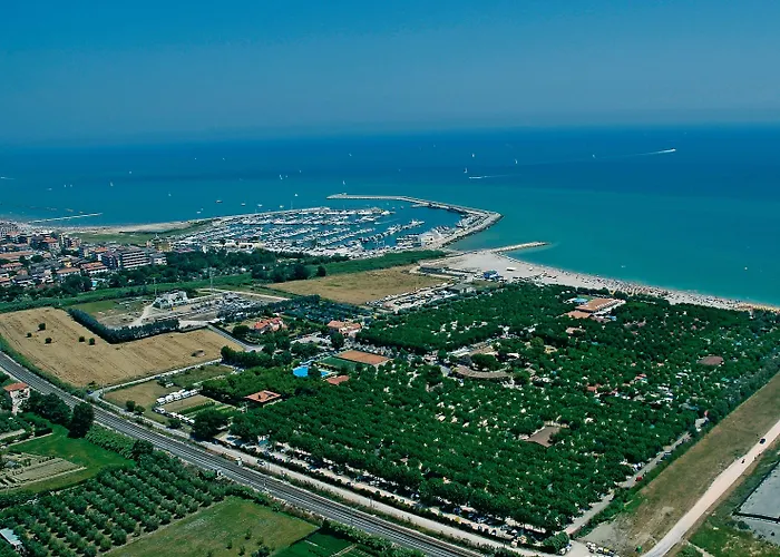 Centro Vacanze Spinnaker Marina Palmense