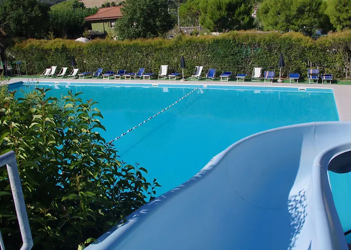 Centro Vacanze Spinnaker 4* Marina Palmense