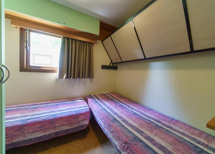 Centro Vacanze Spinnaker 4* Marina Palmense